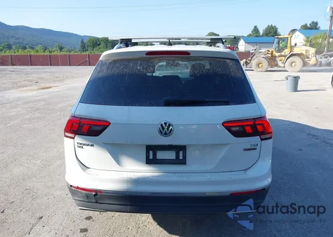 2018 Volkswagen Tiguan 2.0T Se/2.0T Sel из США, поврежденный, VIN 3VV2B7AX1JM002234